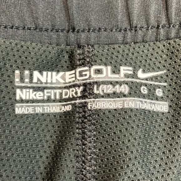 Nike Golf Black and Purple Active Skort - Size Large (12/14) - Picture 3 of 4